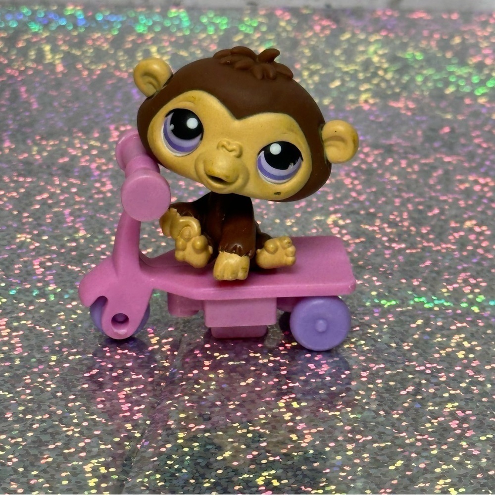 Littlest Pet Shop LPS Hasbro Monkey Scooter
